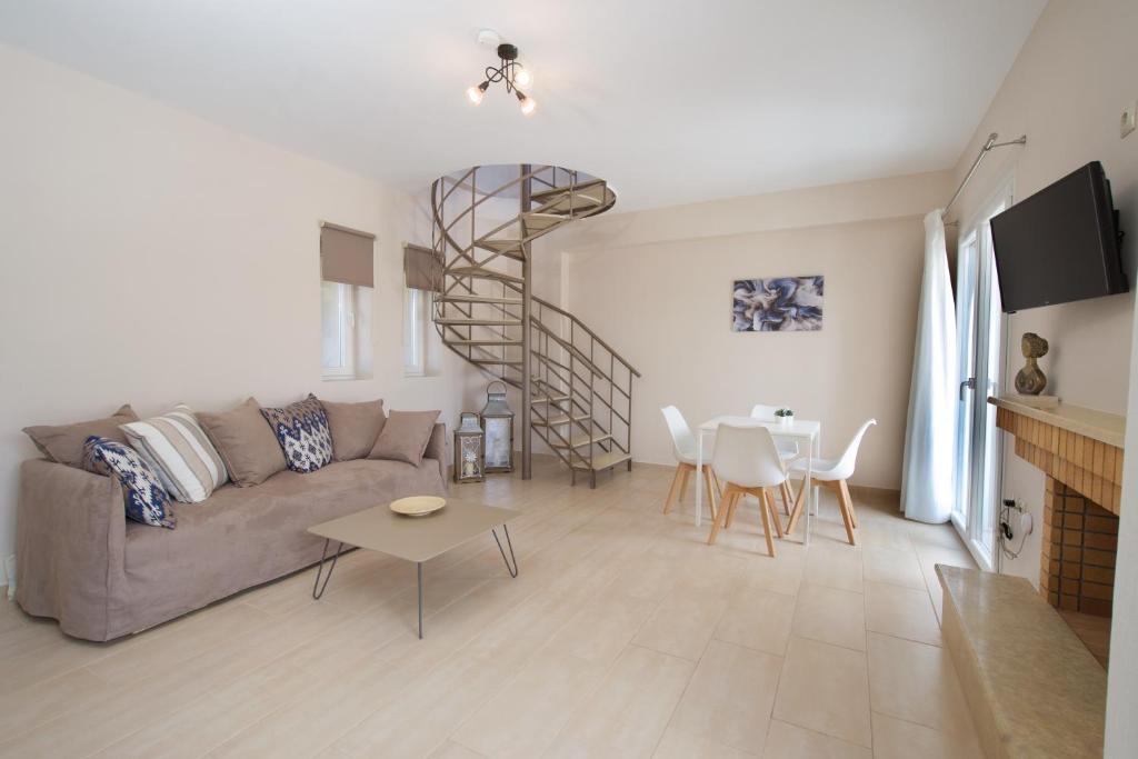 Rose Maisonette room 2